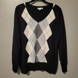 Size 1X St. John's Bay Black/White/Gray Argyle Sweater